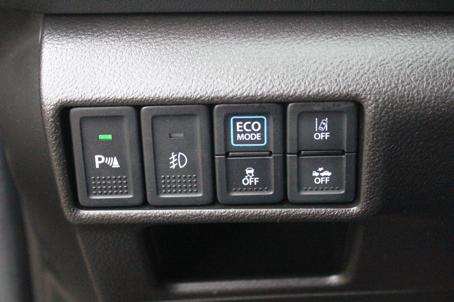 48460057-15.jpg